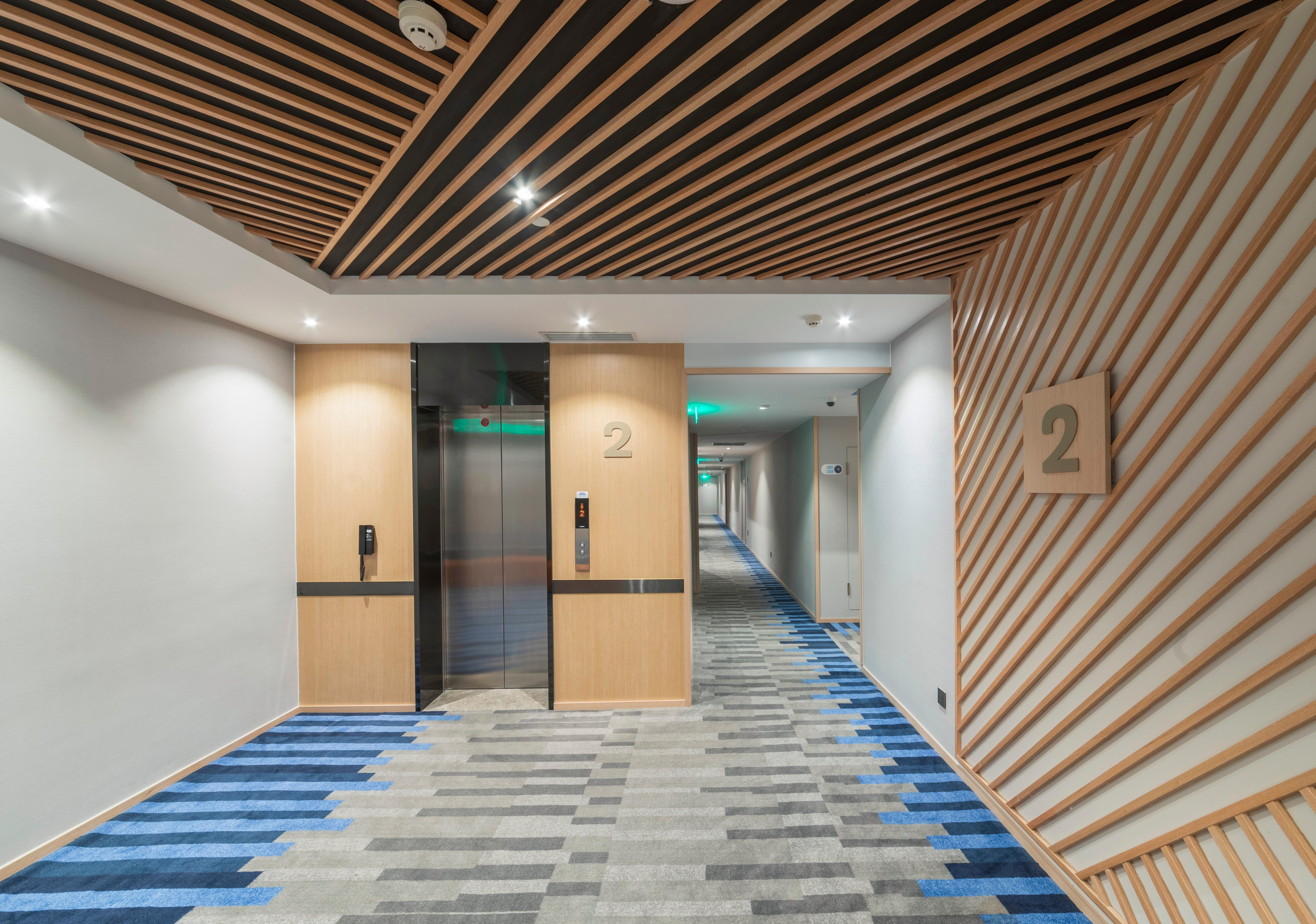 Hotel Express Gubei By Ihg 3*